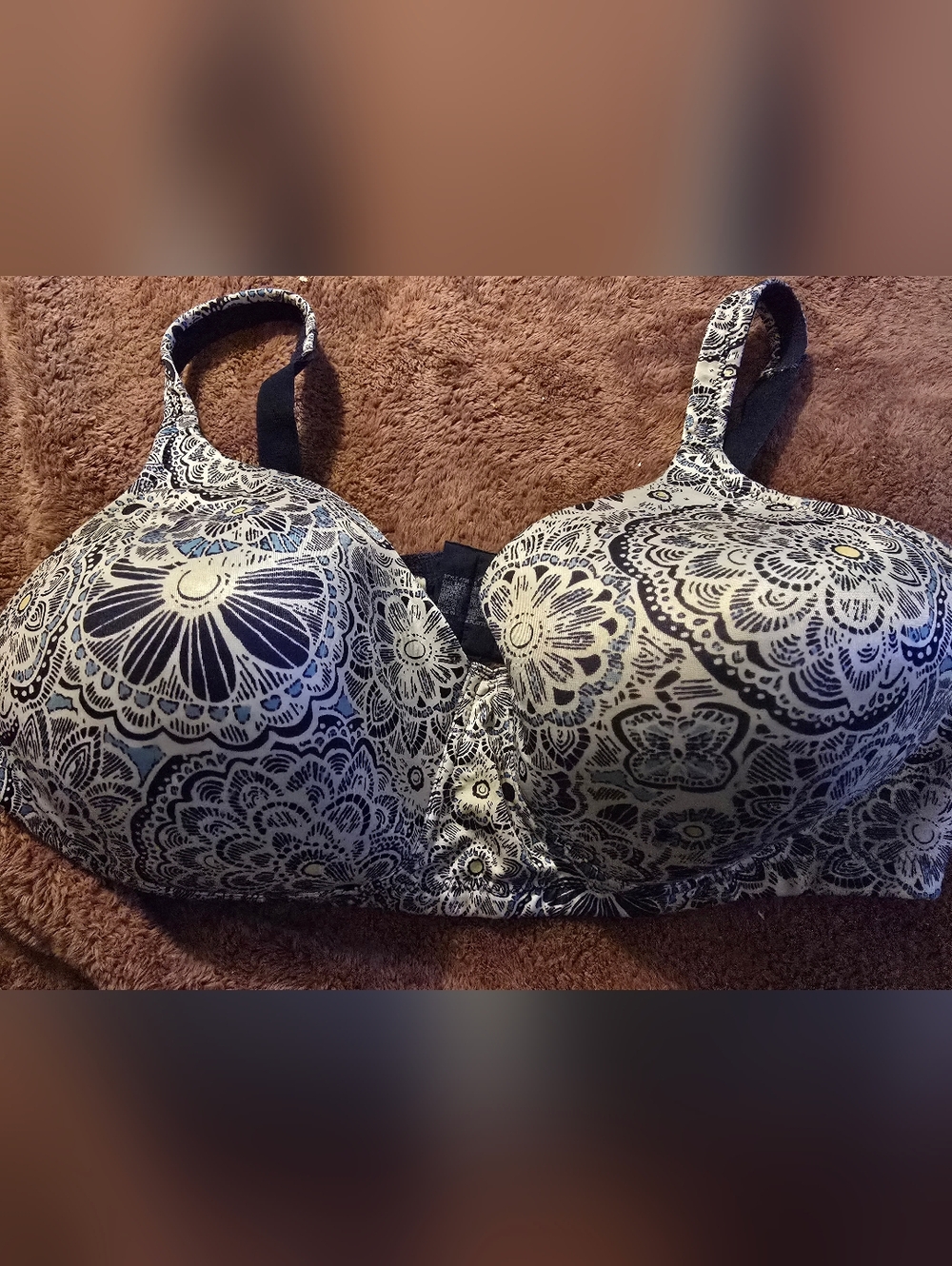 Playtex Women's Size 42D White & Blue Floral Wireless Molded Cup Bra!